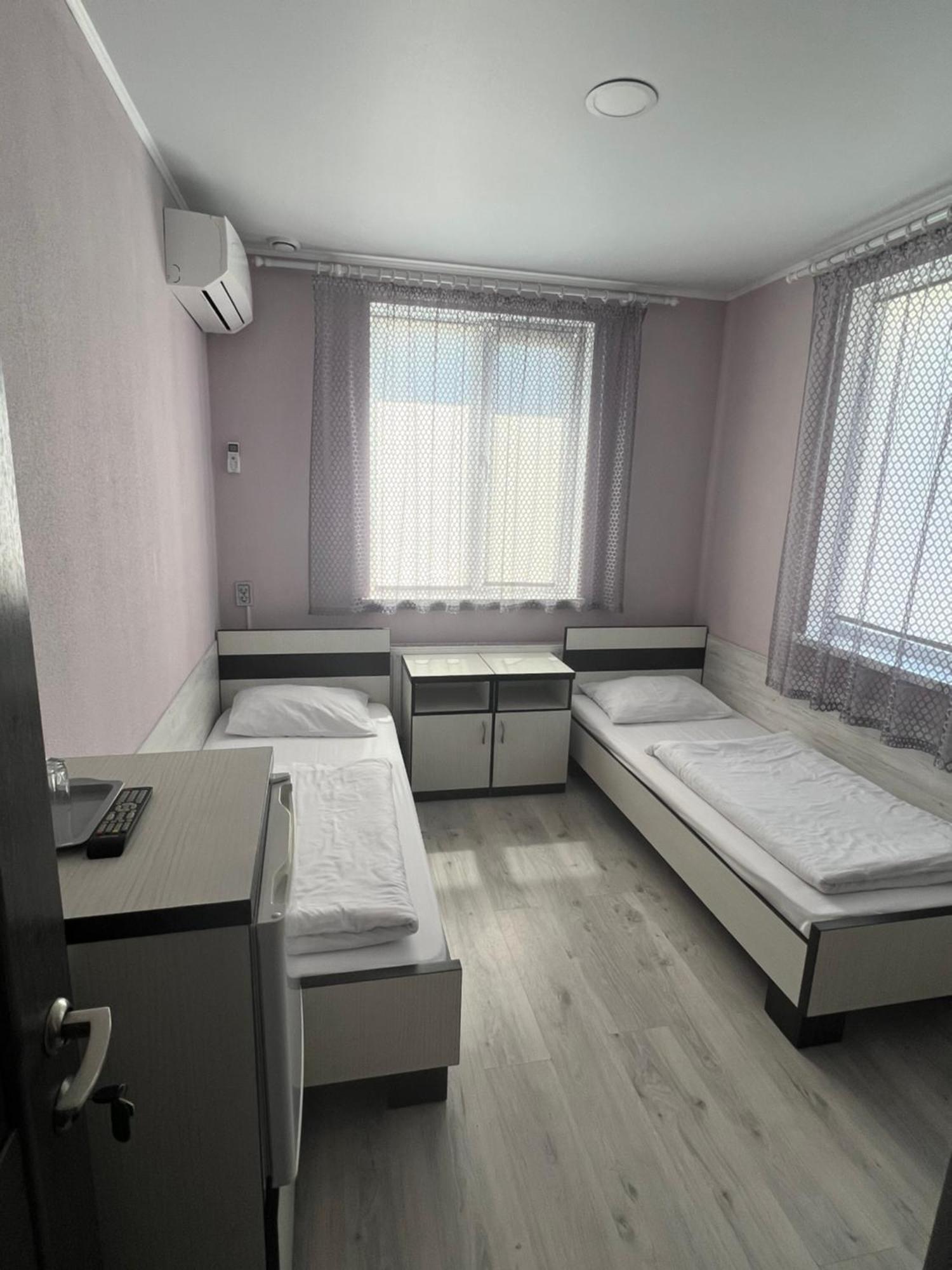 Guest House Max Khmelʼnytsʼkyy Exteriér fotografie